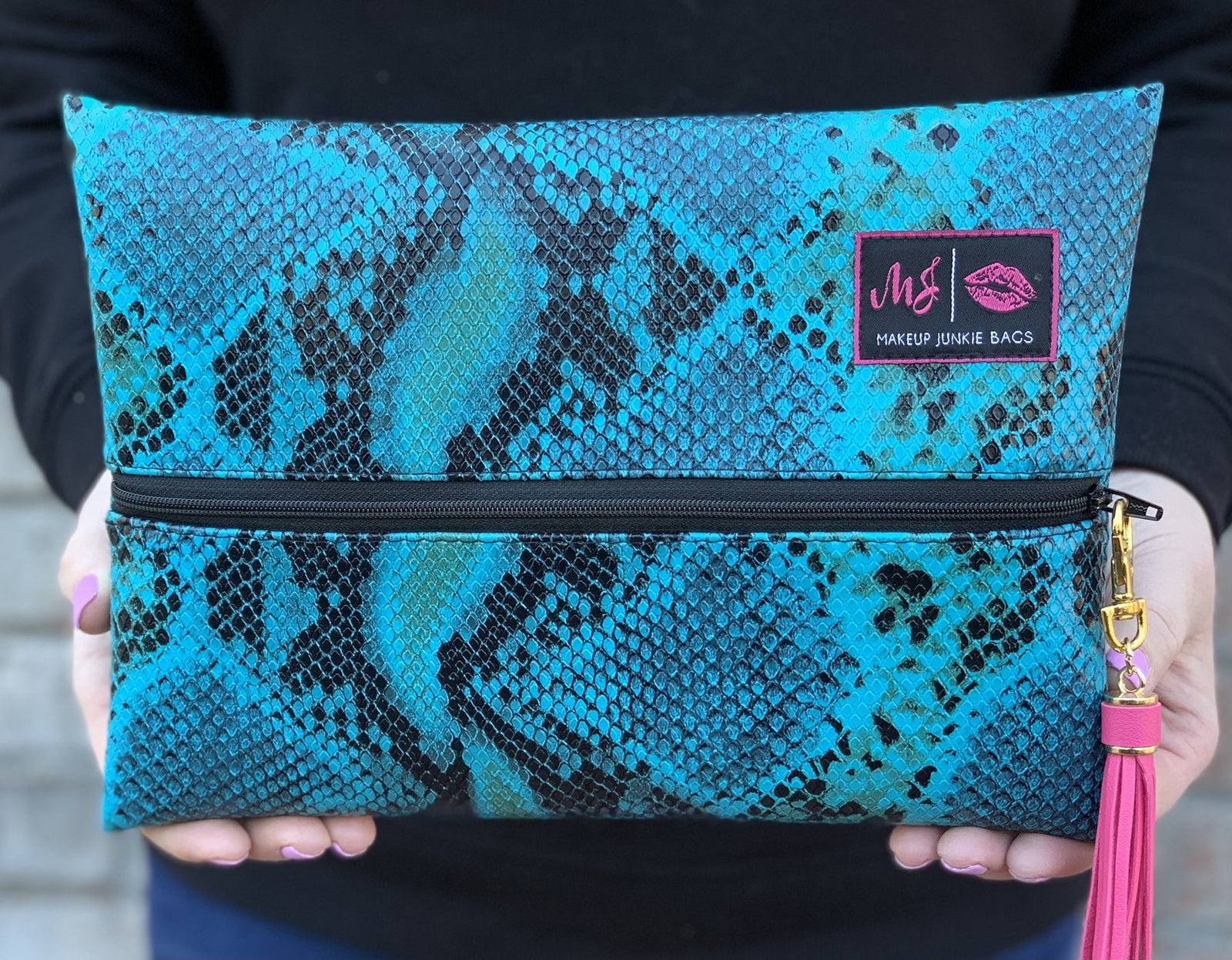 Makeup Junkie - Aqua Viper Bag